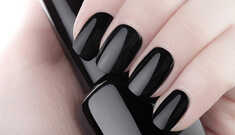Esmalte Preto: você usa?