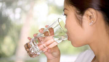 Vamos beber mais água hoje?