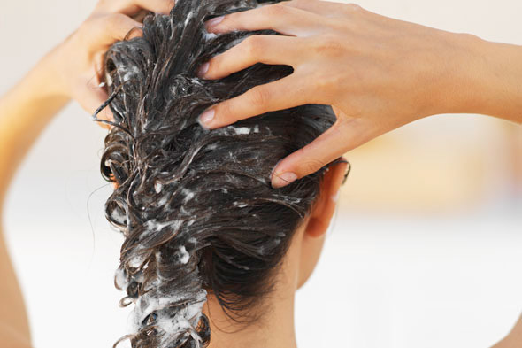 Você conhece a técnica Co-wash para lavar os cabelos?