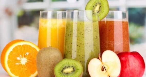Sucos Desintoxicantes para o Verão
